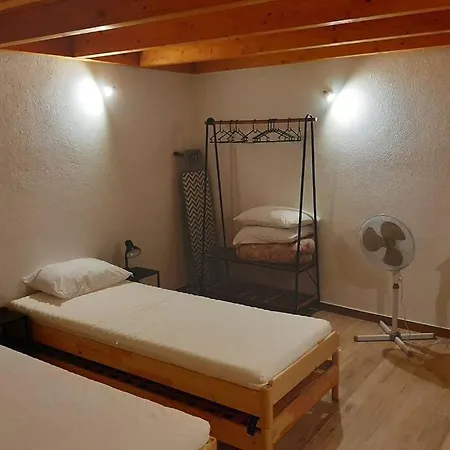 Casinha Amarela *