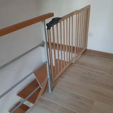 Casinha Amarela 拉哥斯